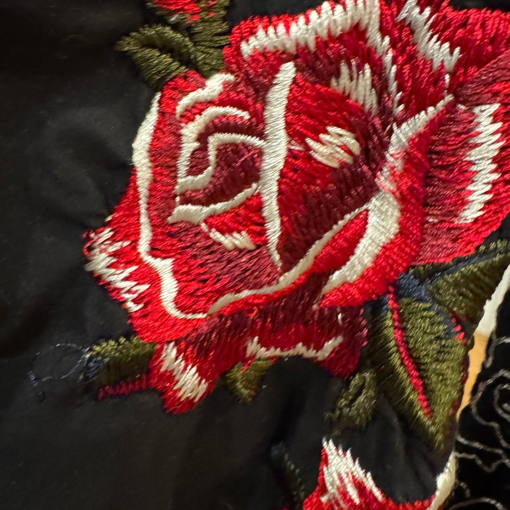 3J Workshop Republic Clothing Black Button-Down Shirt with Red Rose Embroidery - Picture 4 of 4